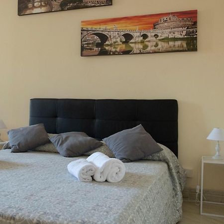 Tritone Apartment ローマ エクステリア 写真