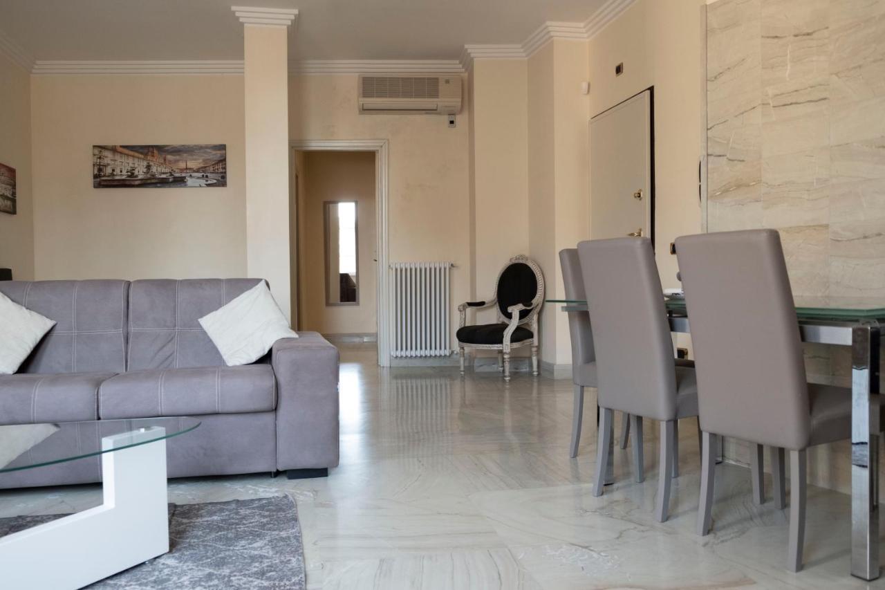 Tritone Apartment ローマ エクステリア 写真
